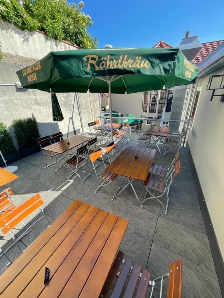 Hotelgasthof Kirchenwirt Schierling 외부 사진